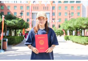 美女鸡巴操逼视频可观看【新生报到】“北音温度”助力梦想起航！